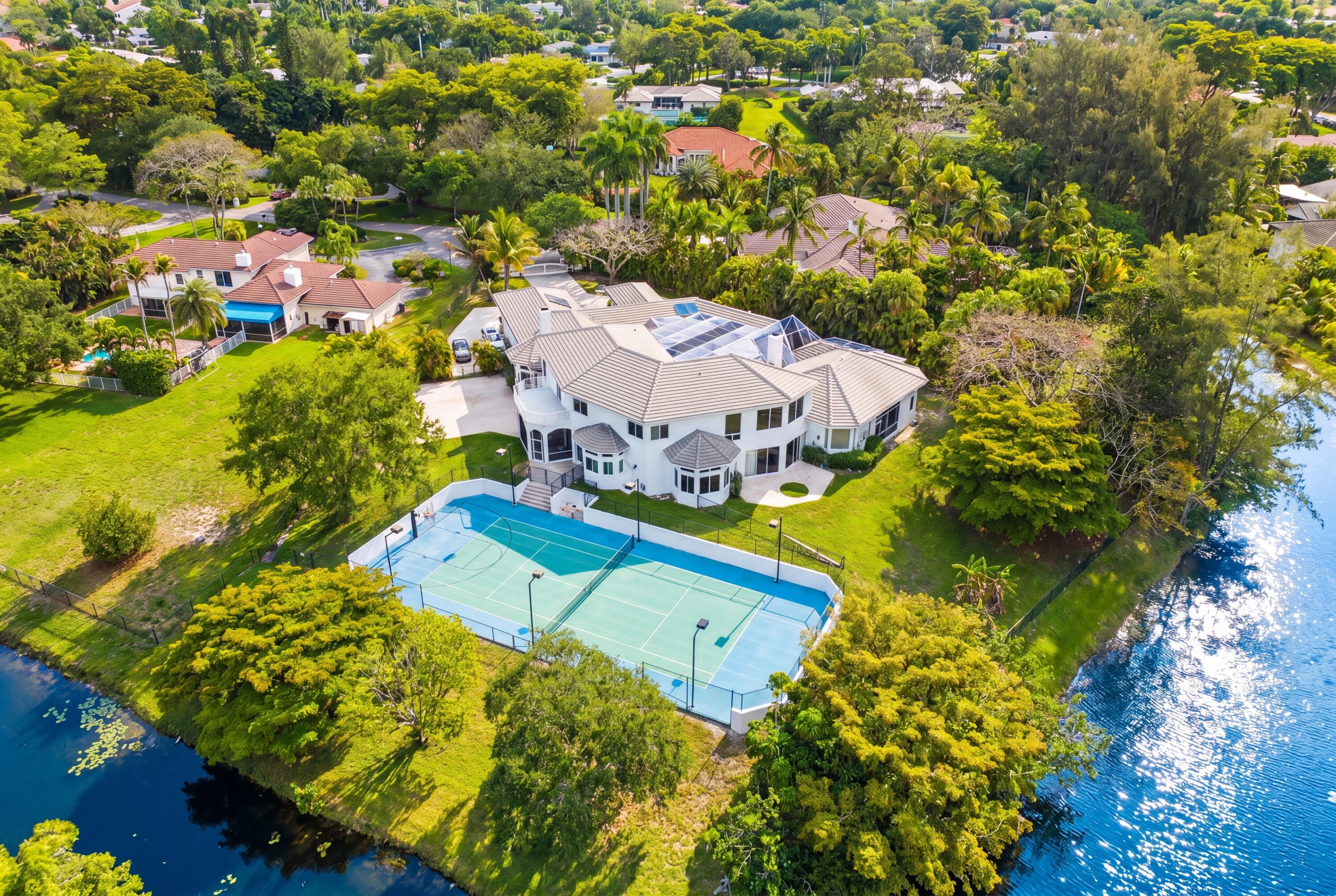 RUNNING BROOK HILLS - Residential