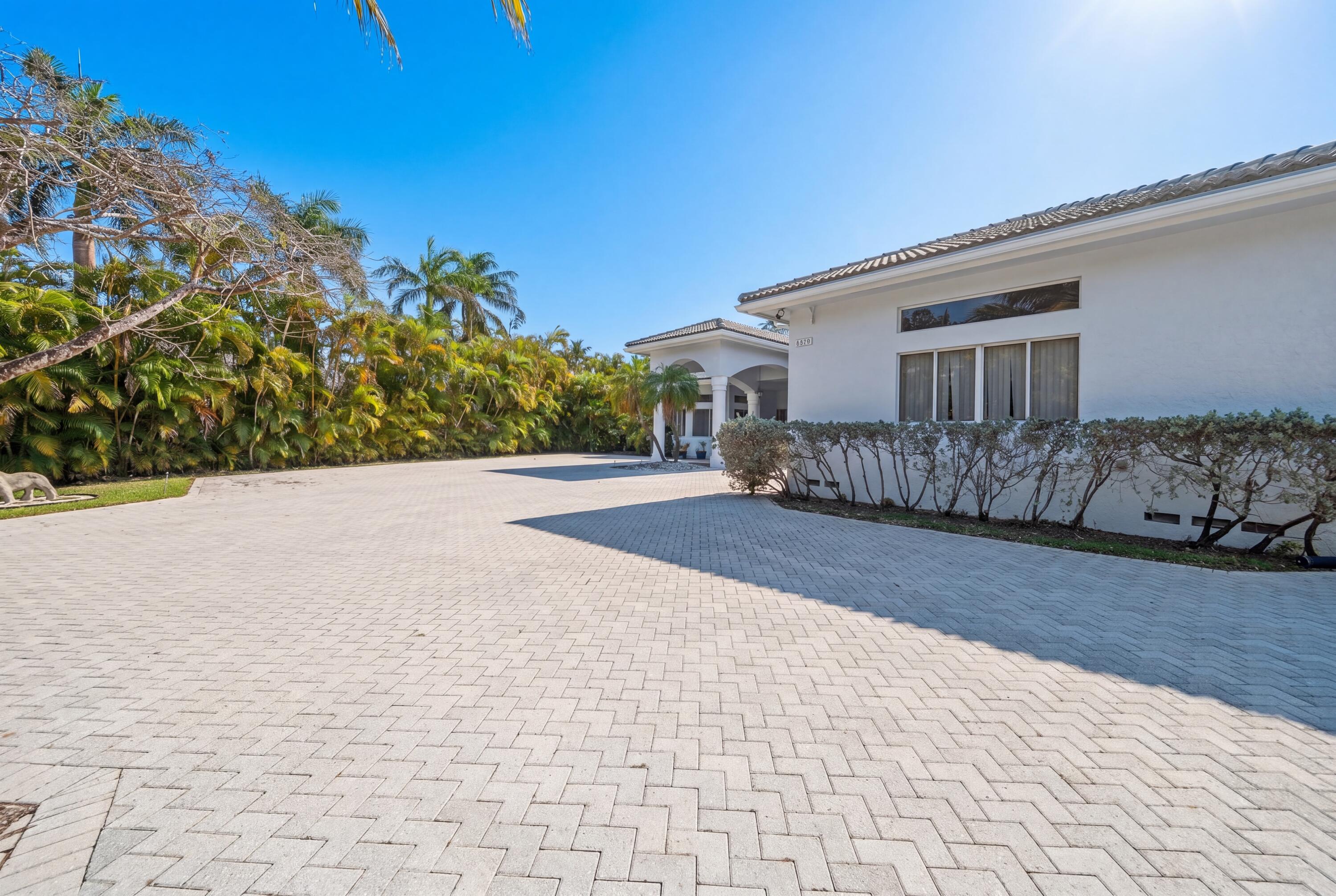 RUNNING BROOK HILLS - Residential