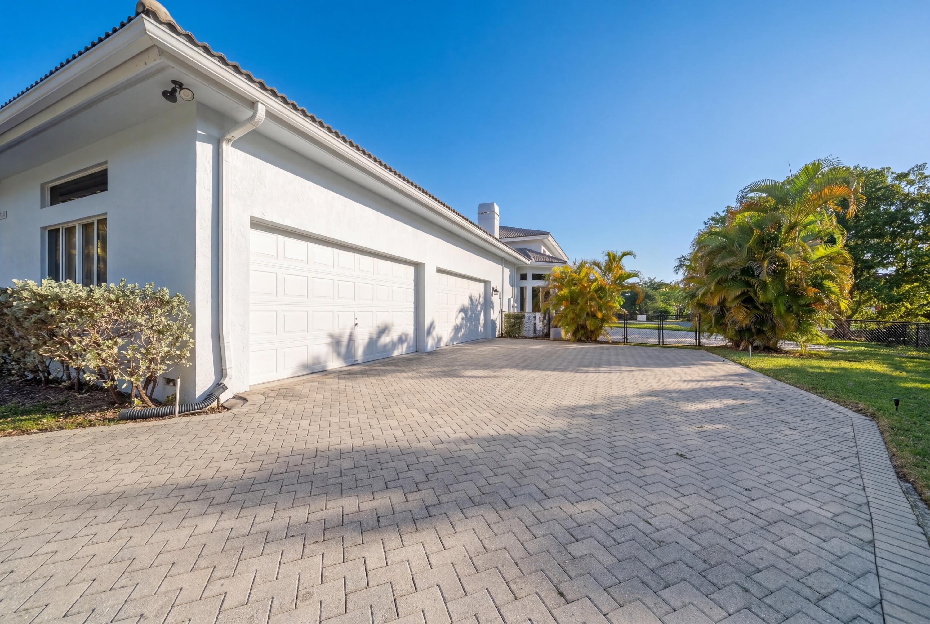 RUNNING BROOK HILLS - Residential