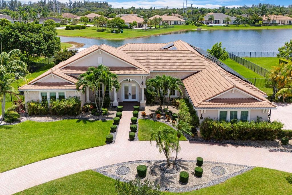 Photo of 5630 N Sterling Ranch Drive, Davie, FL 33314 (MLS # R11114831)