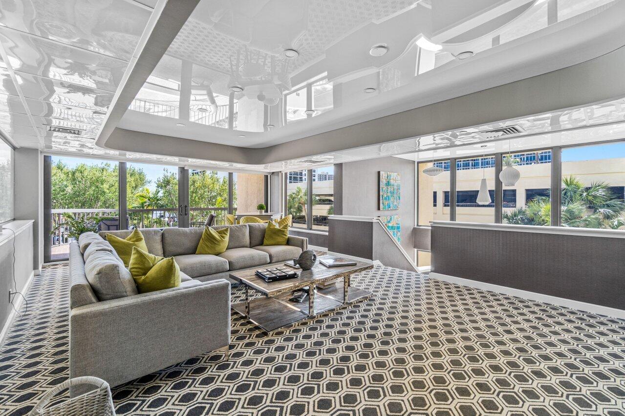 BRAEMAR ISLE CONDO - Residential