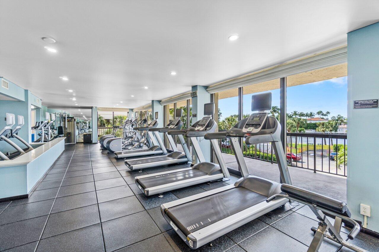 BRAEMAR ISLE CONDO - Residential