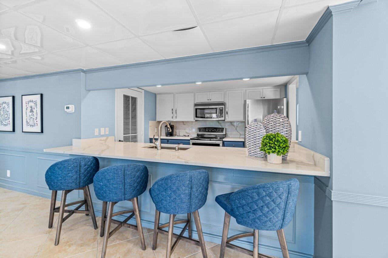 BRAEMAR ISLE CONDO - Residential