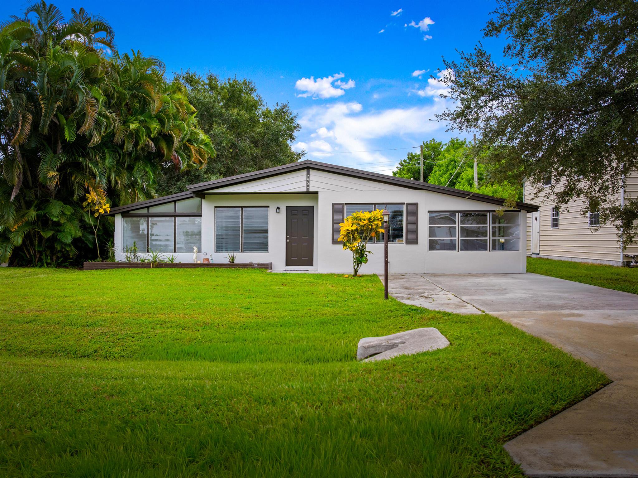 HIBISCUS PARK - Residential Income