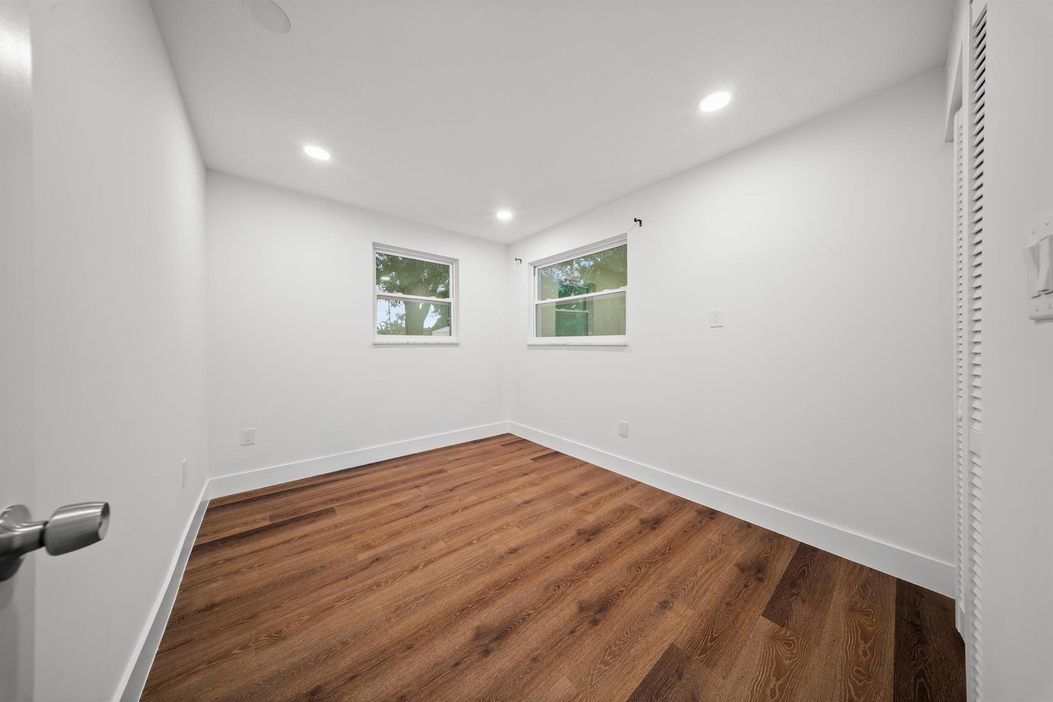 HIBISCUS PARK - Residential Income