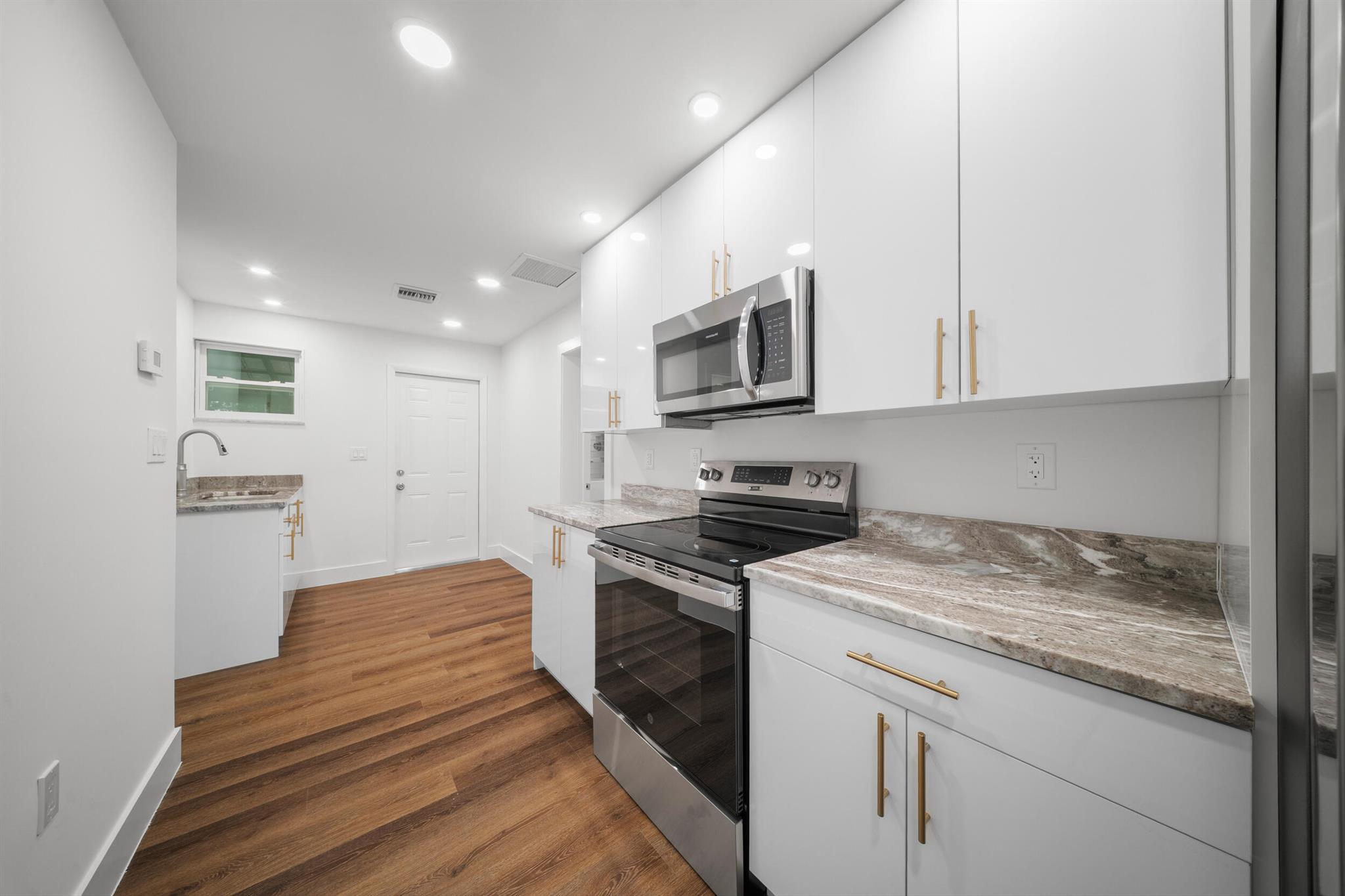 HIBISCUS PARK - Residential Income