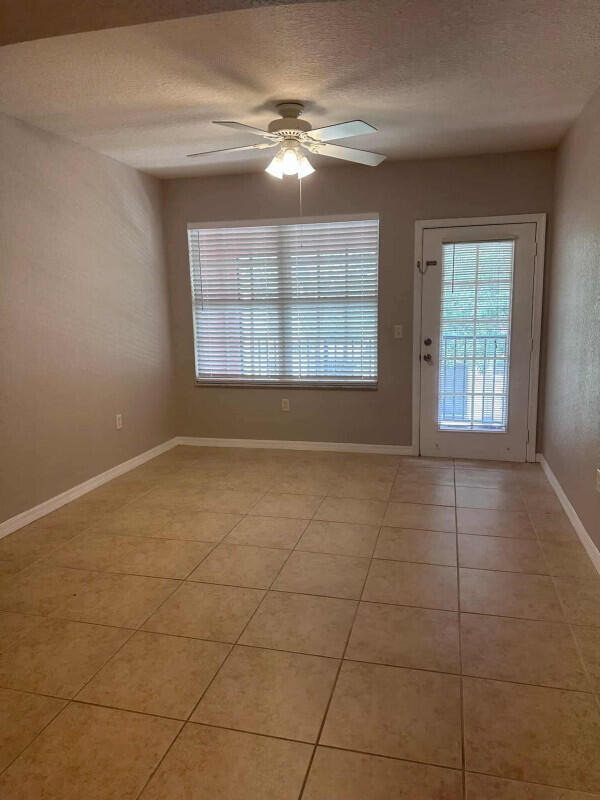 162 SW Peacock Boulevard 205