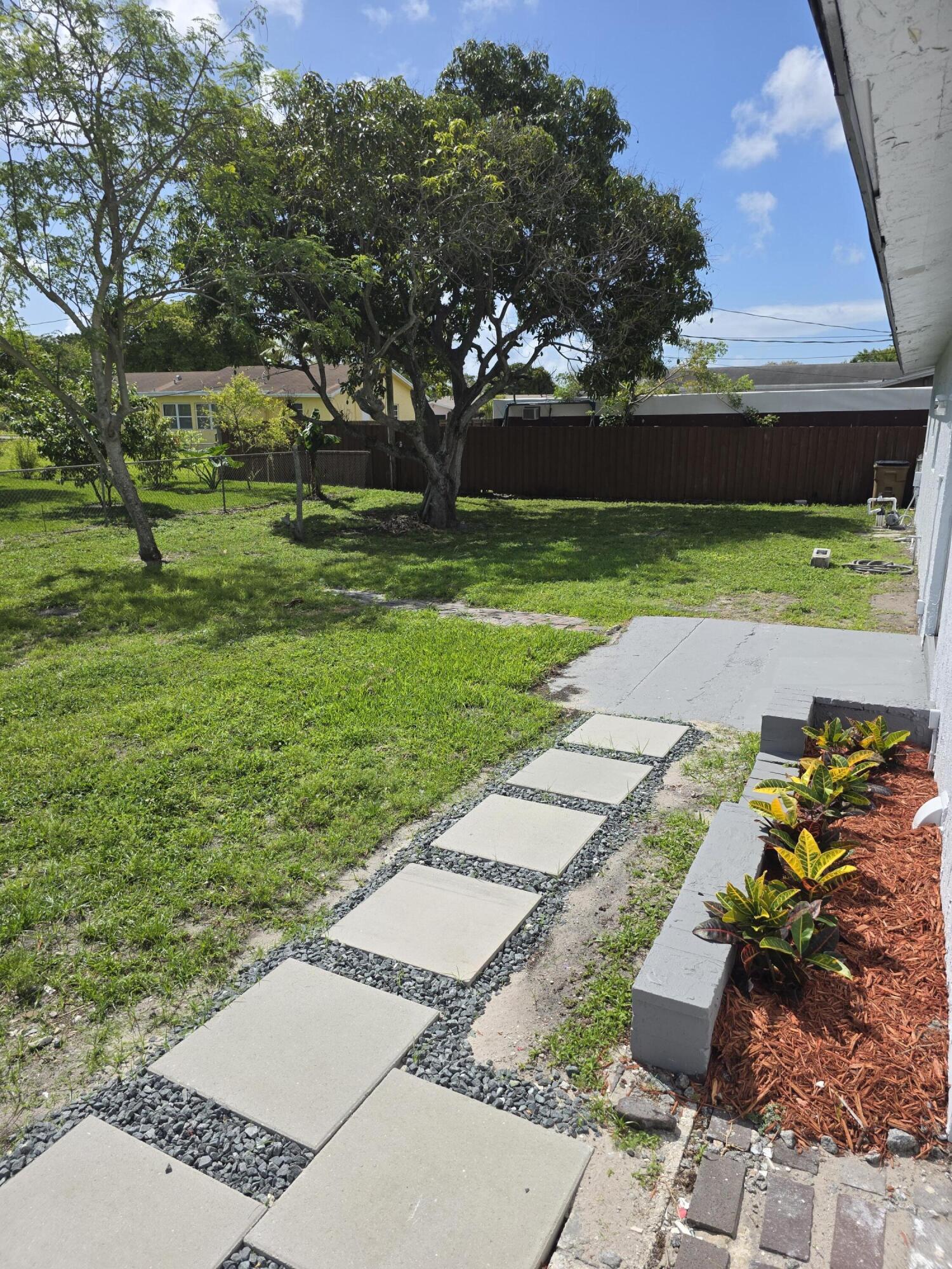 Tallman Pines 40-39 B - Residential