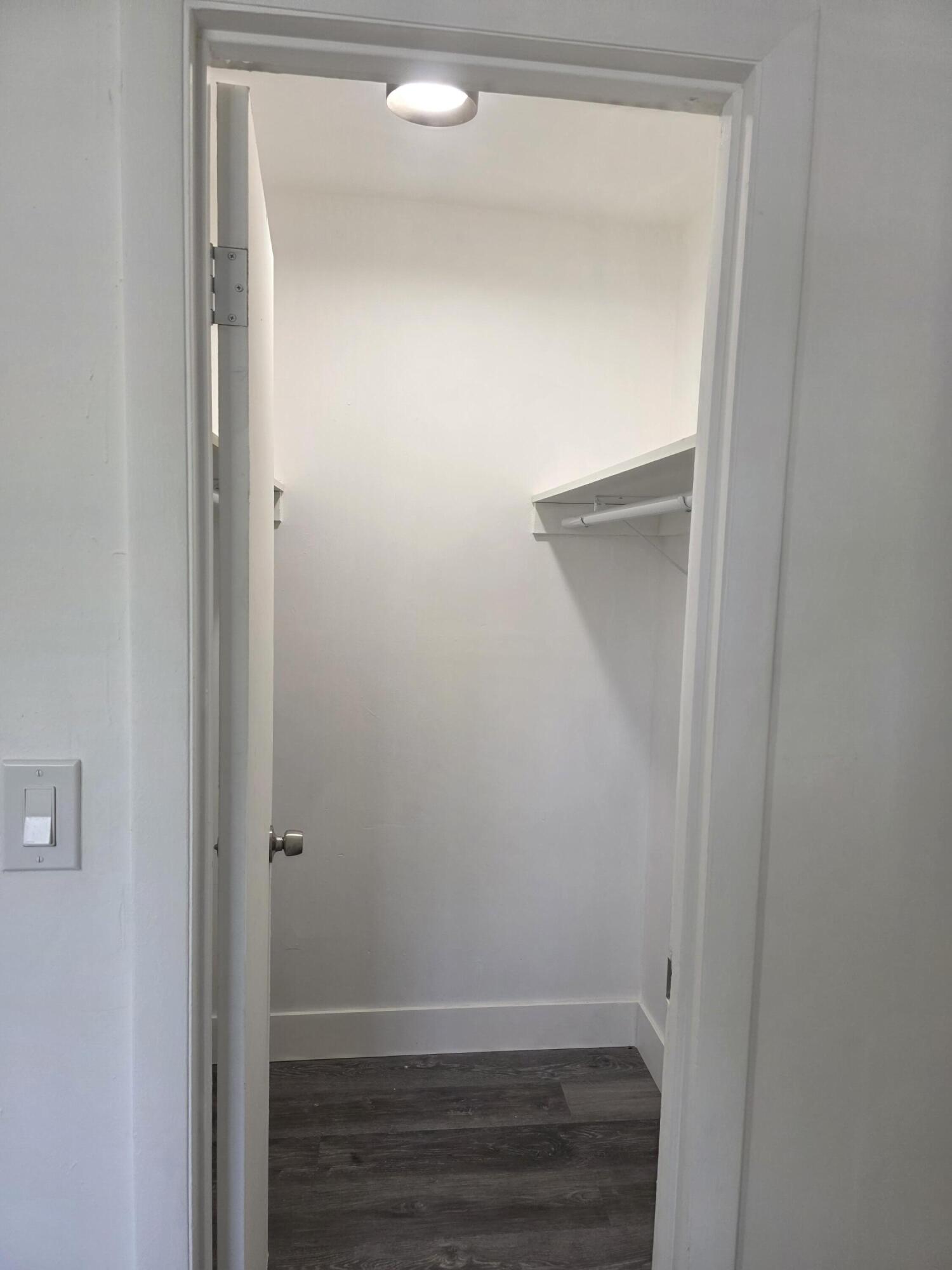 Tallman Pines 40-39 B - Residential