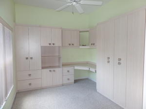 PINE CASTLE - Residential