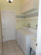 PINE CASTLE - Residential