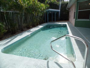 PINE CASTLE - Residential