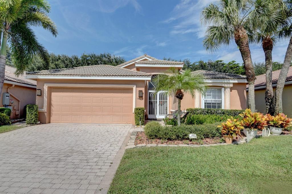 Photo of 6749 Viale Elizabeth, Delray Beach, FL 33446 (MLS # R10755369)