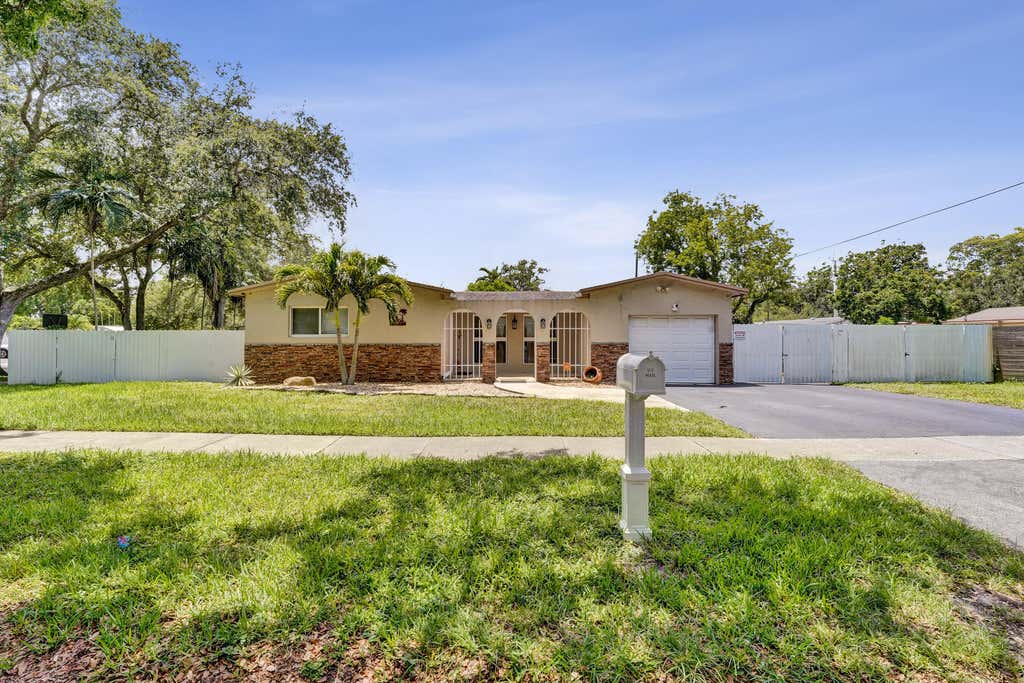 Photo of 9101 SW 52nd Court, Cooper City, FL 33328 (MLS # B26023589)