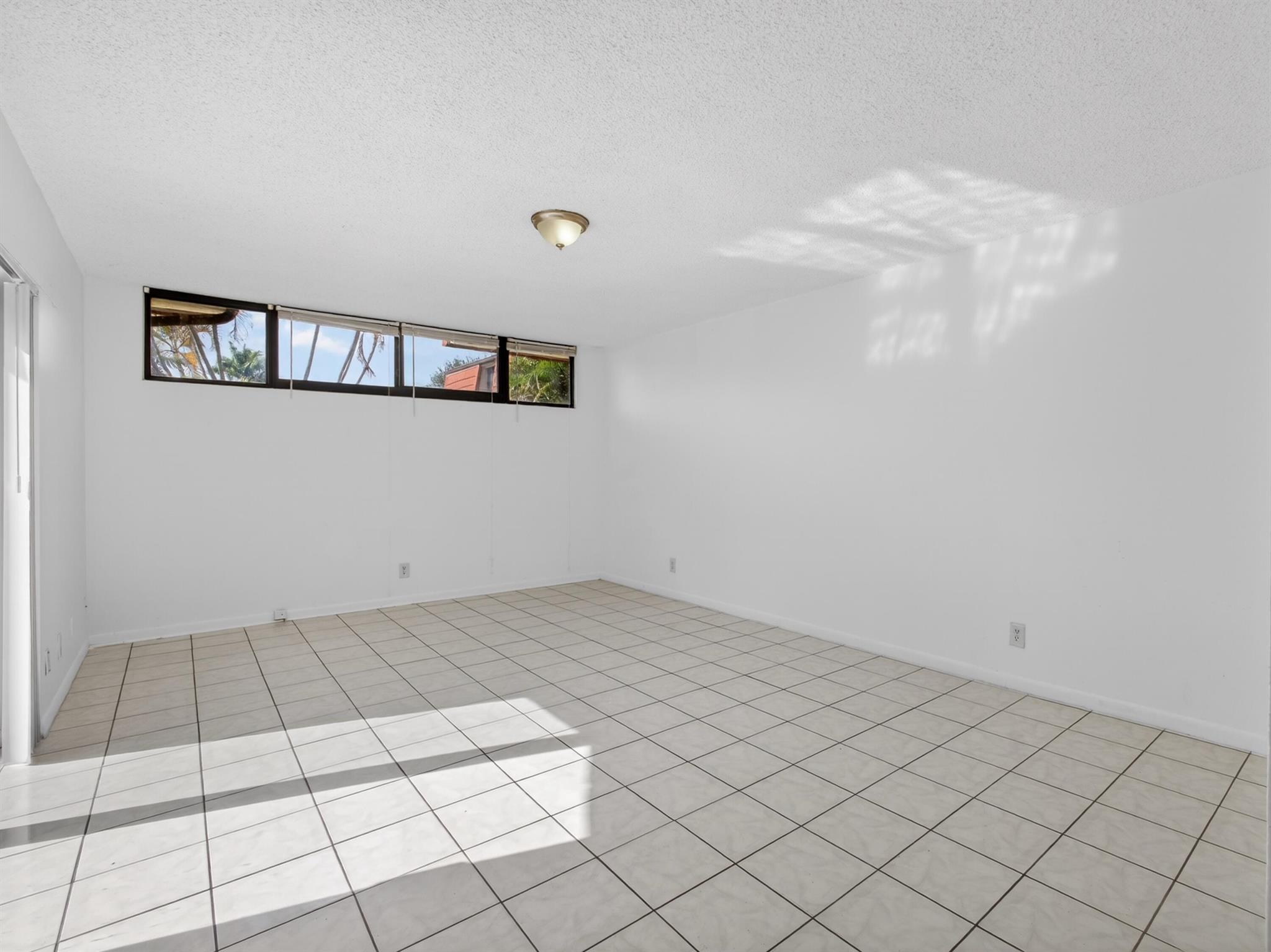 SOMERSET - Residential