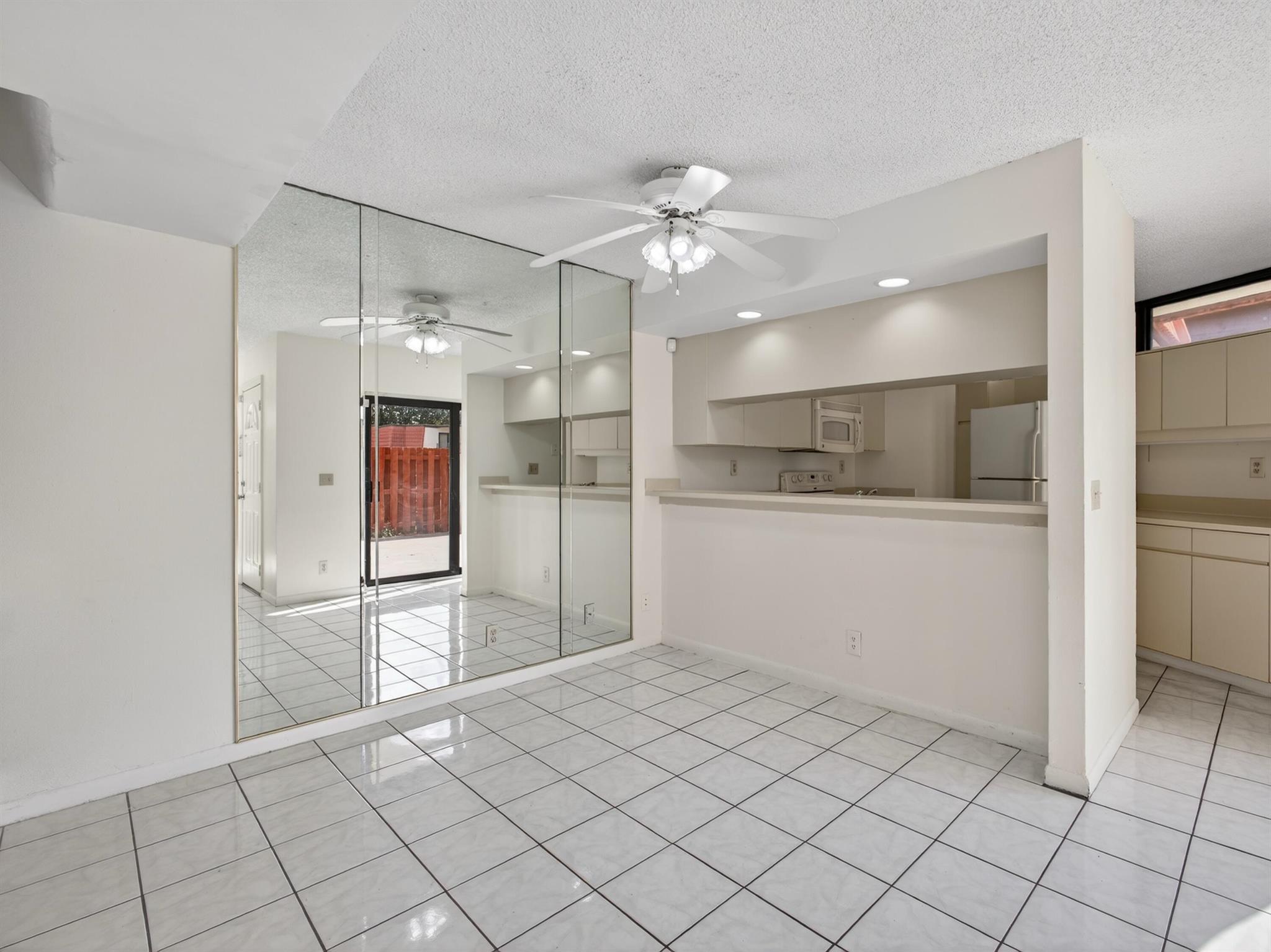 SOMERSET - Residential