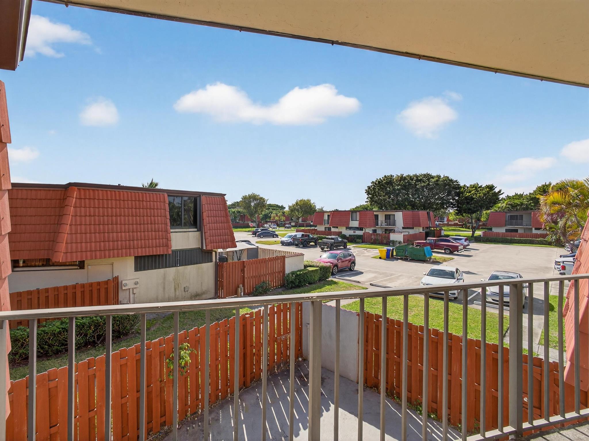 SOMERSET - Residential