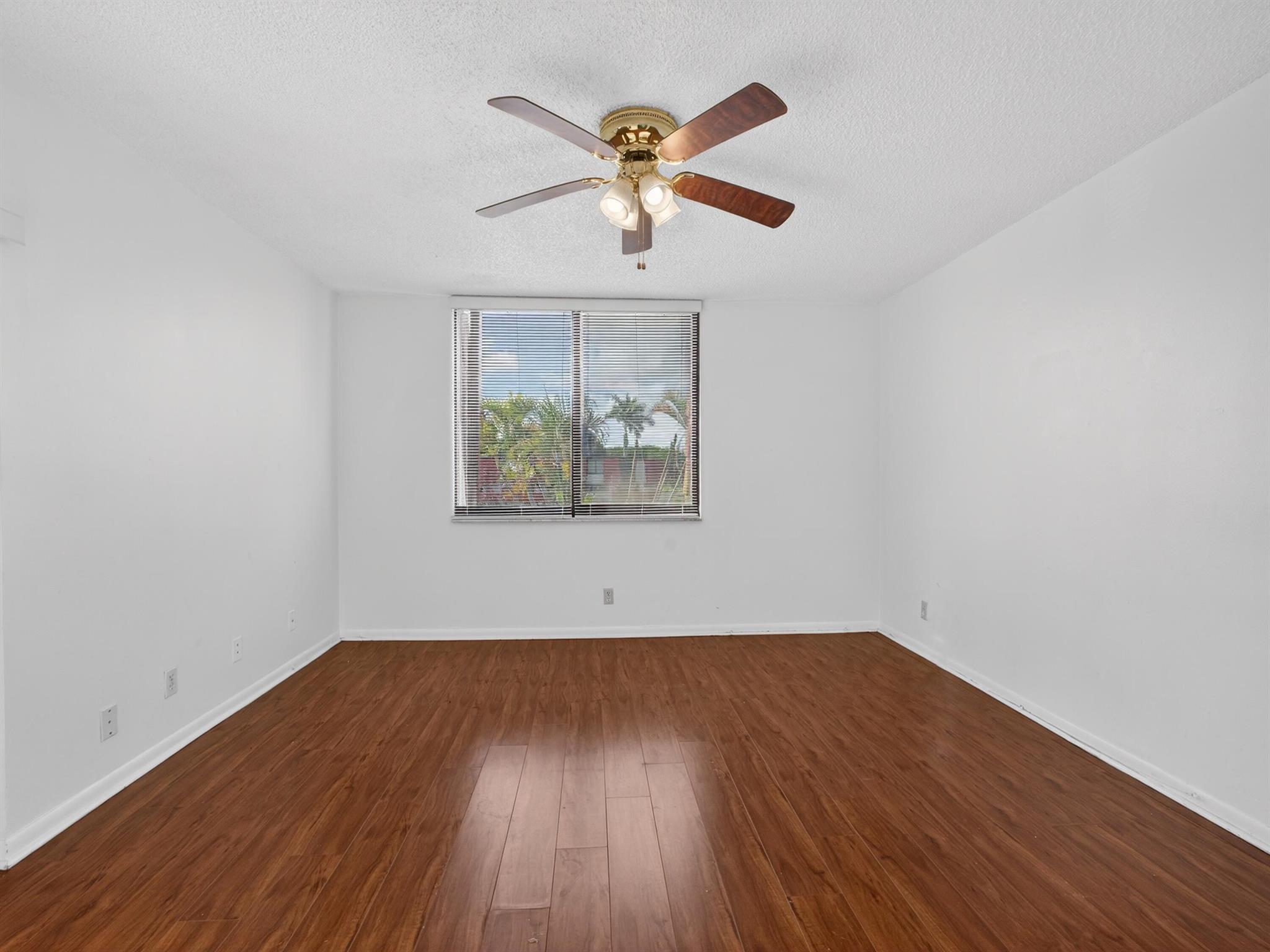 SOMERSET - Residential