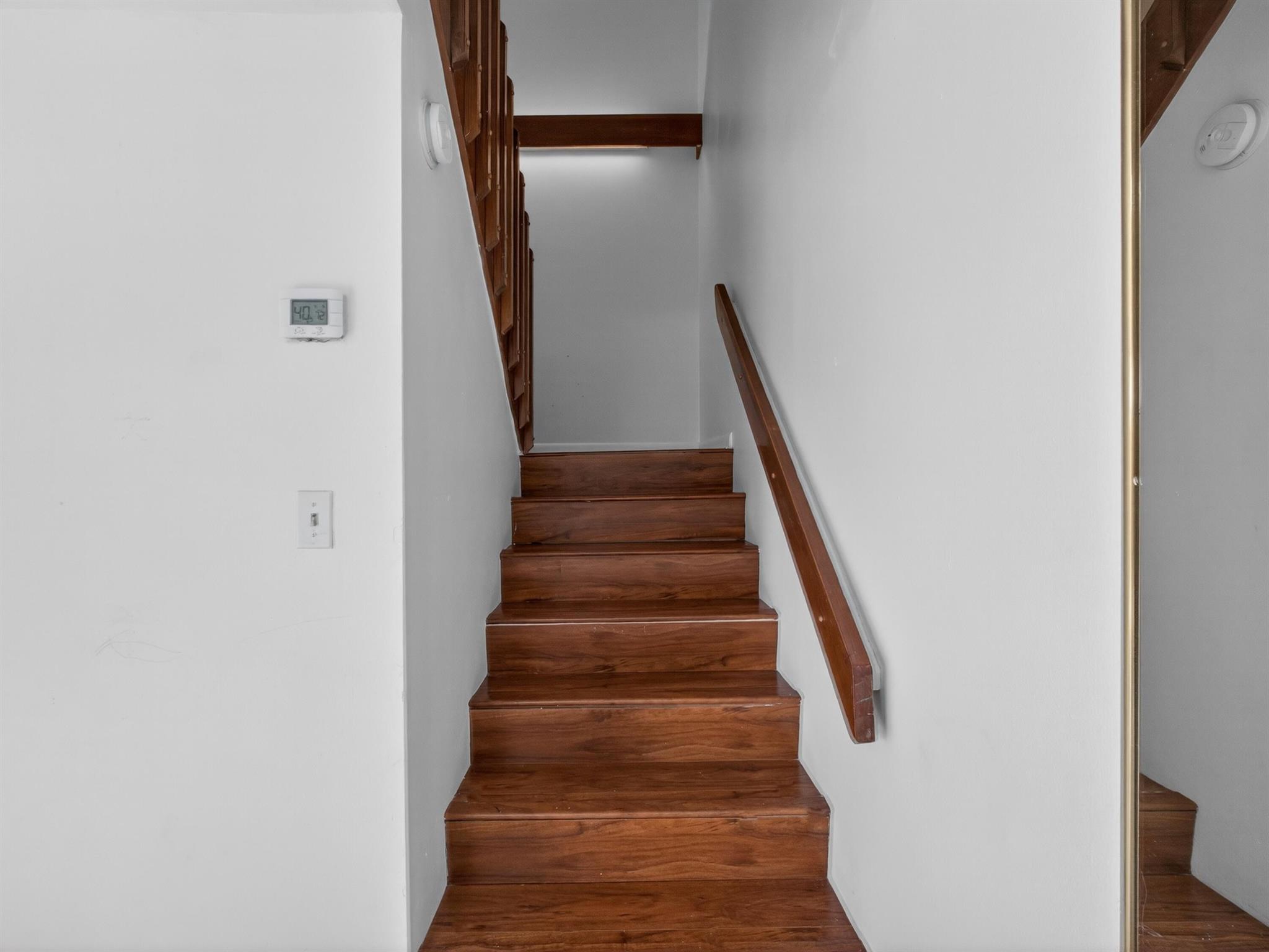 SOMERSET - Residential