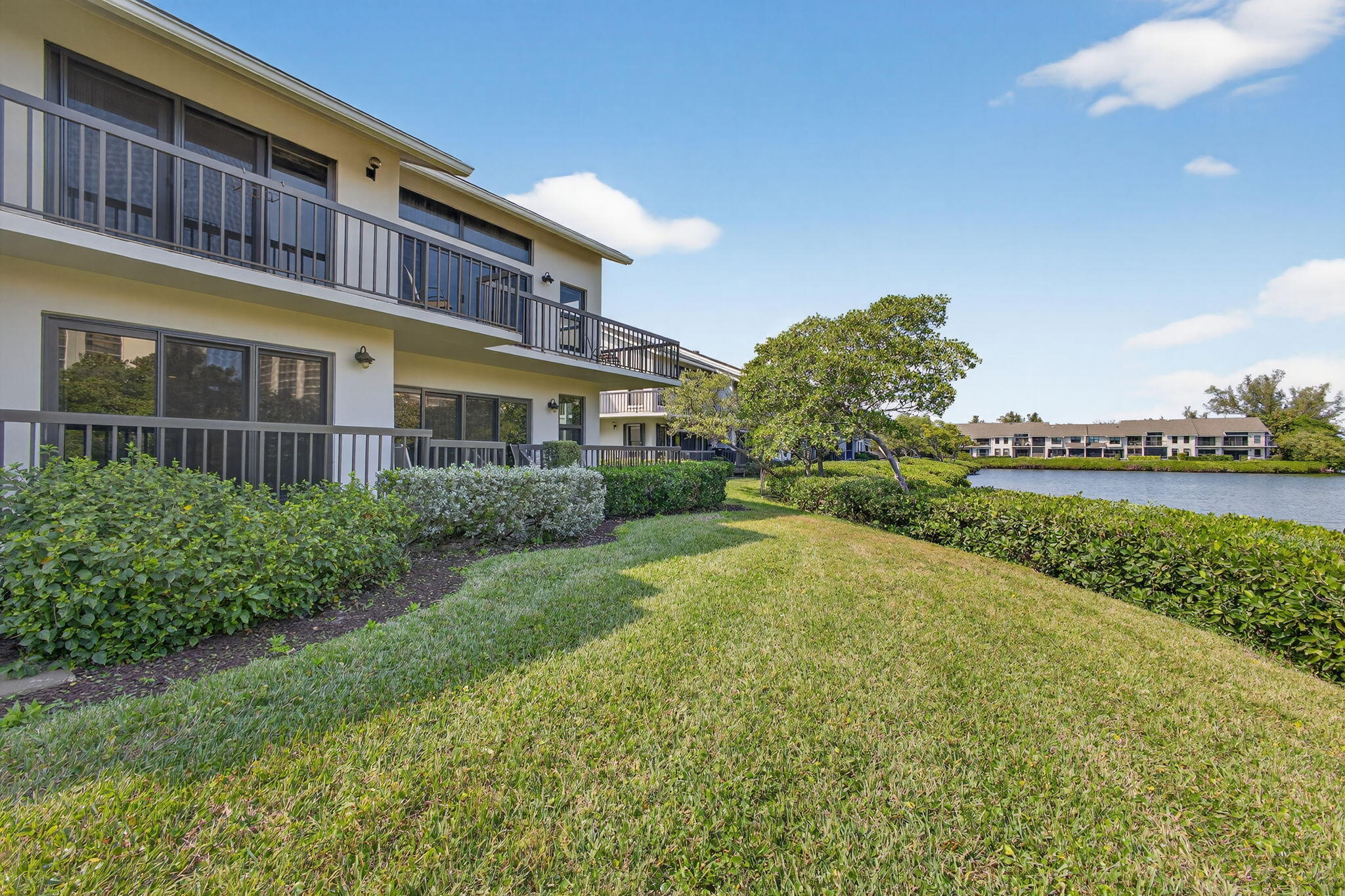 JUPITER DUNES CONDO - Residential