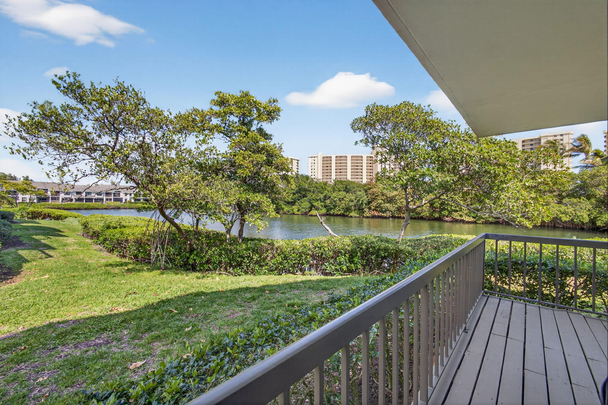 JUPITER DUNES CONDO - Residential