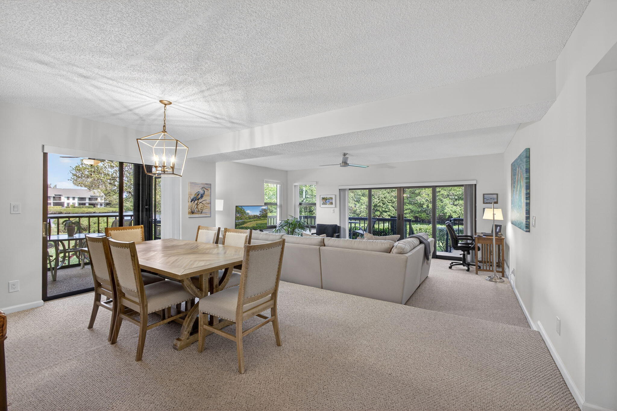 2101 Fairway Drive S