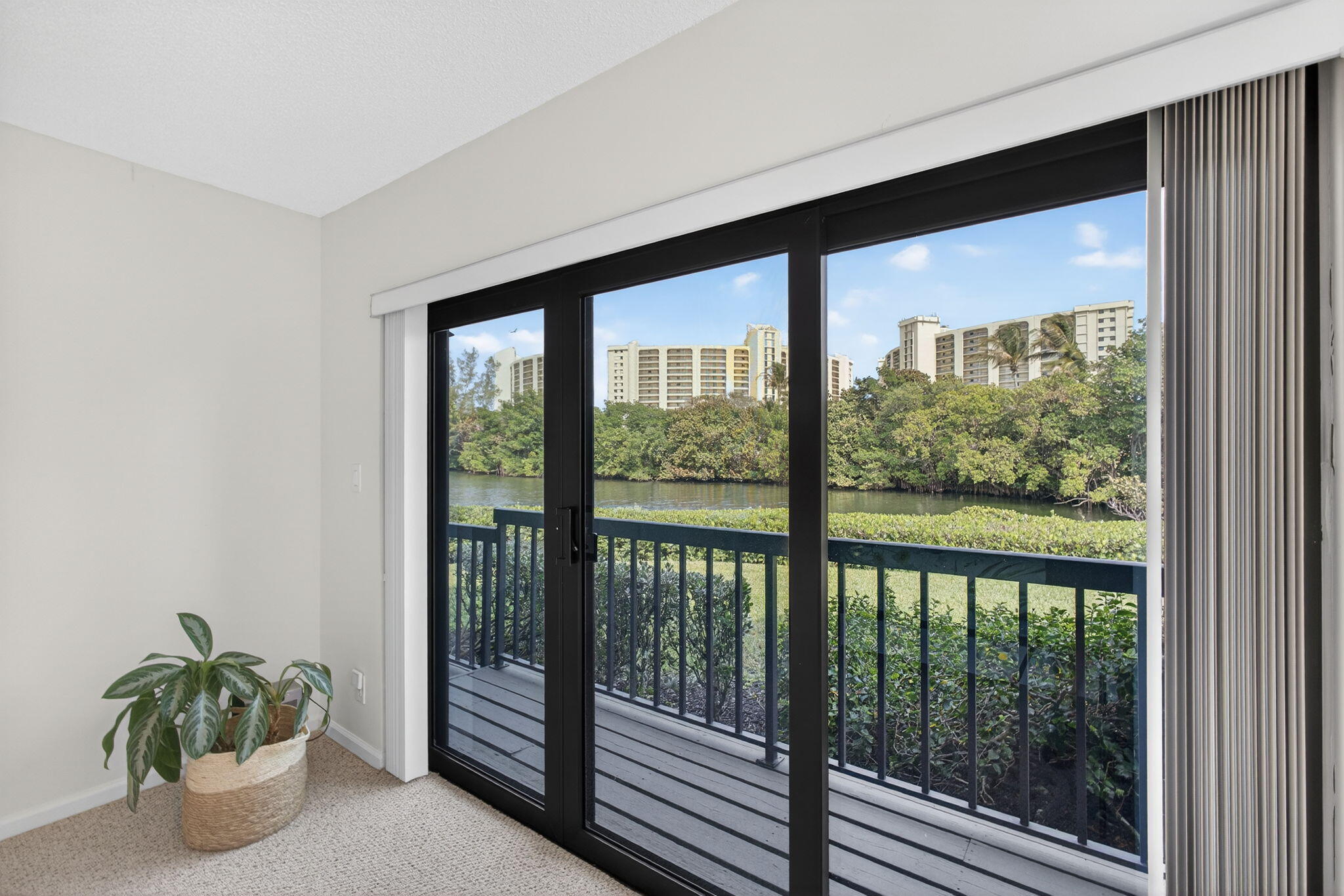 JUPITER DUNES CONDO - Residential