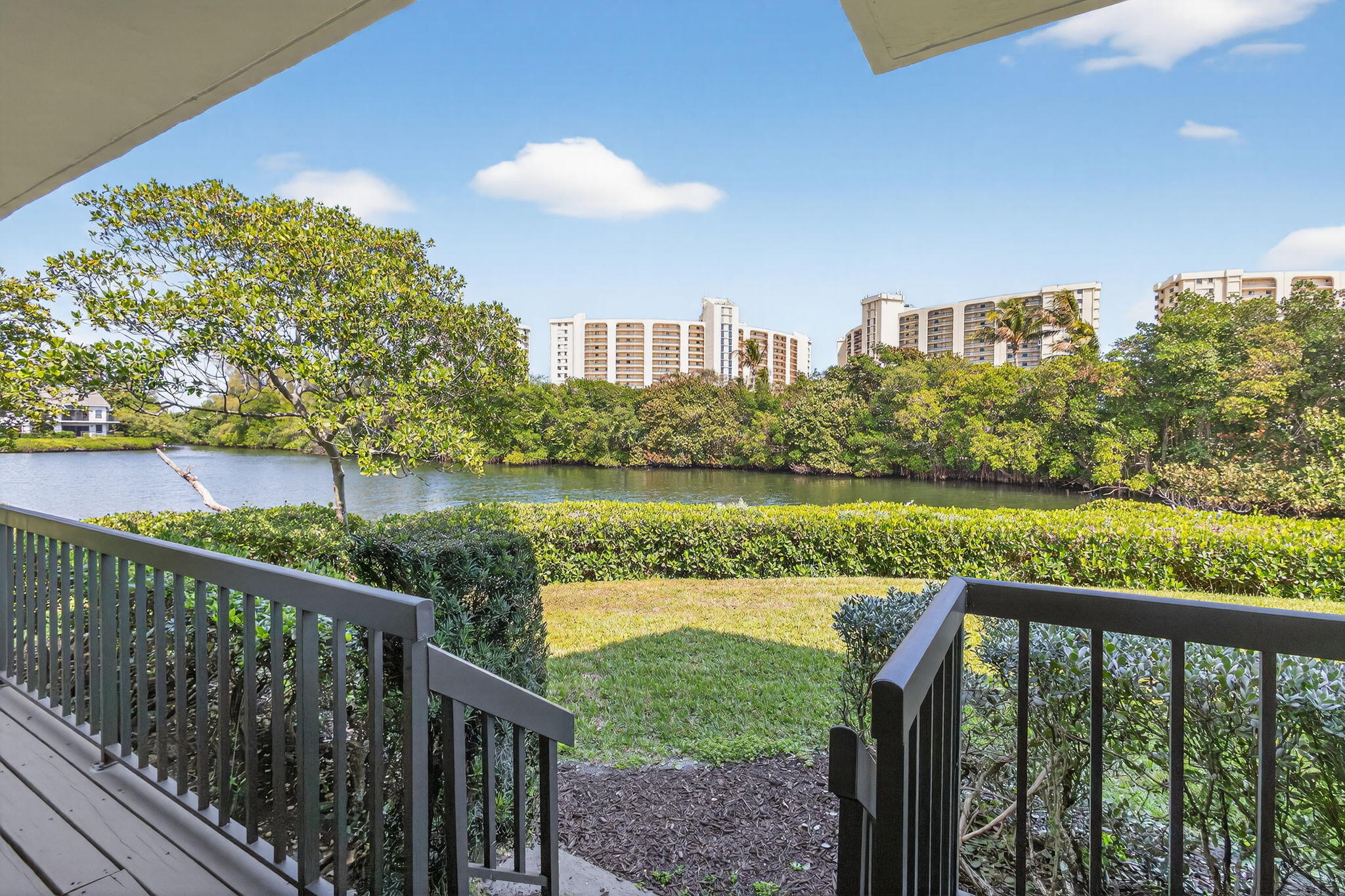 JUPITER DUNES CONDO - Residential