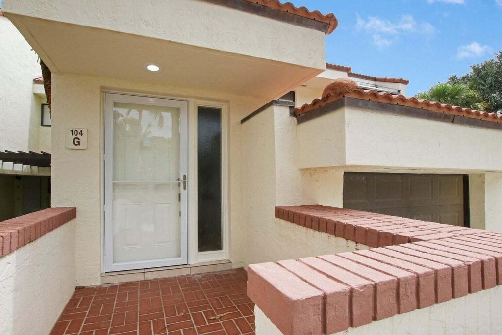 Photo of 104 Sea Oats Drive #G, Juno Beach, FL 33408 (MLS # R10908228)