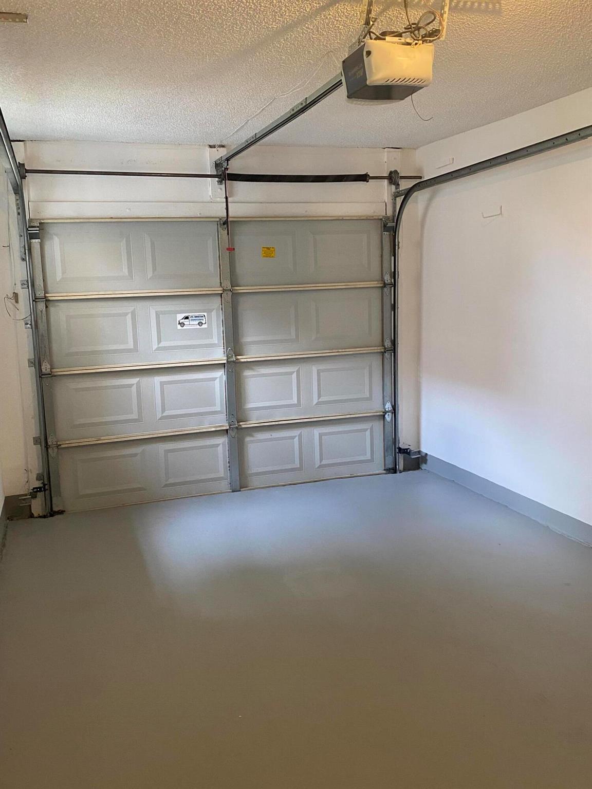 EMERALD POINTE - Residential