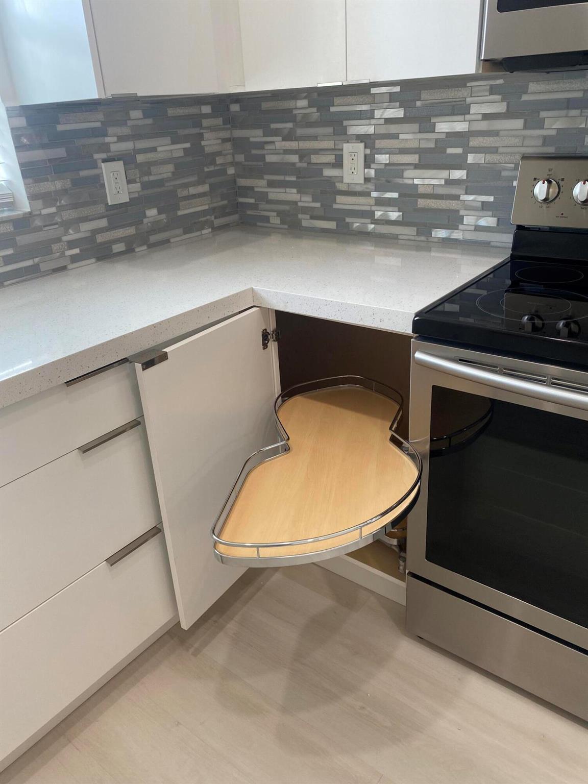 EMERALD POINTE - Residential