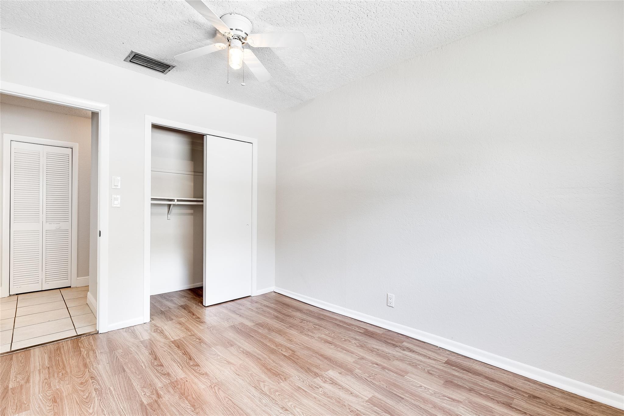 Lake Placid 35-23 B - Residential Lease