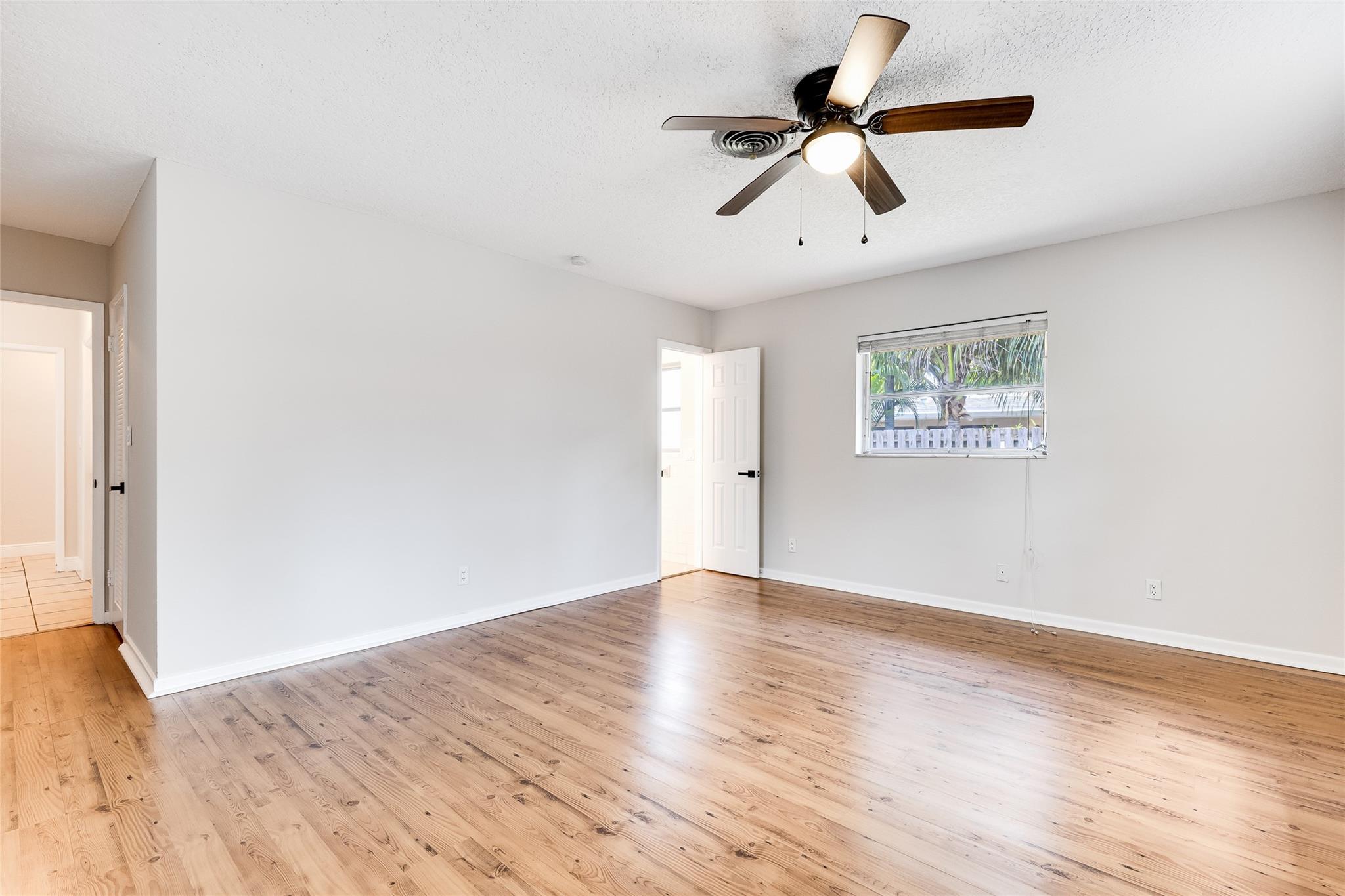 Lake Placid 35-23 B - Residential Lease