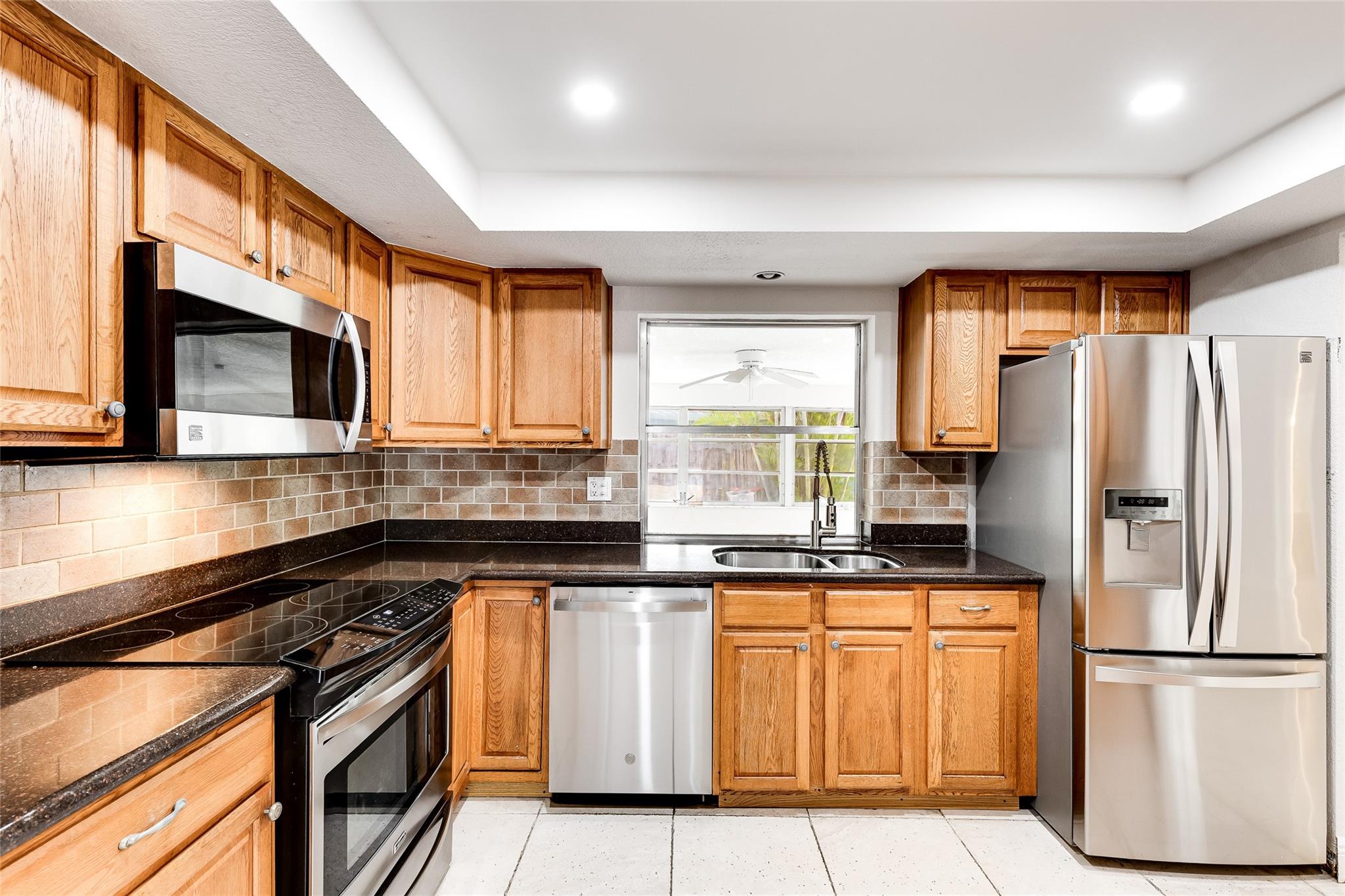 Lake Placid 35-23 B - Residential Lease