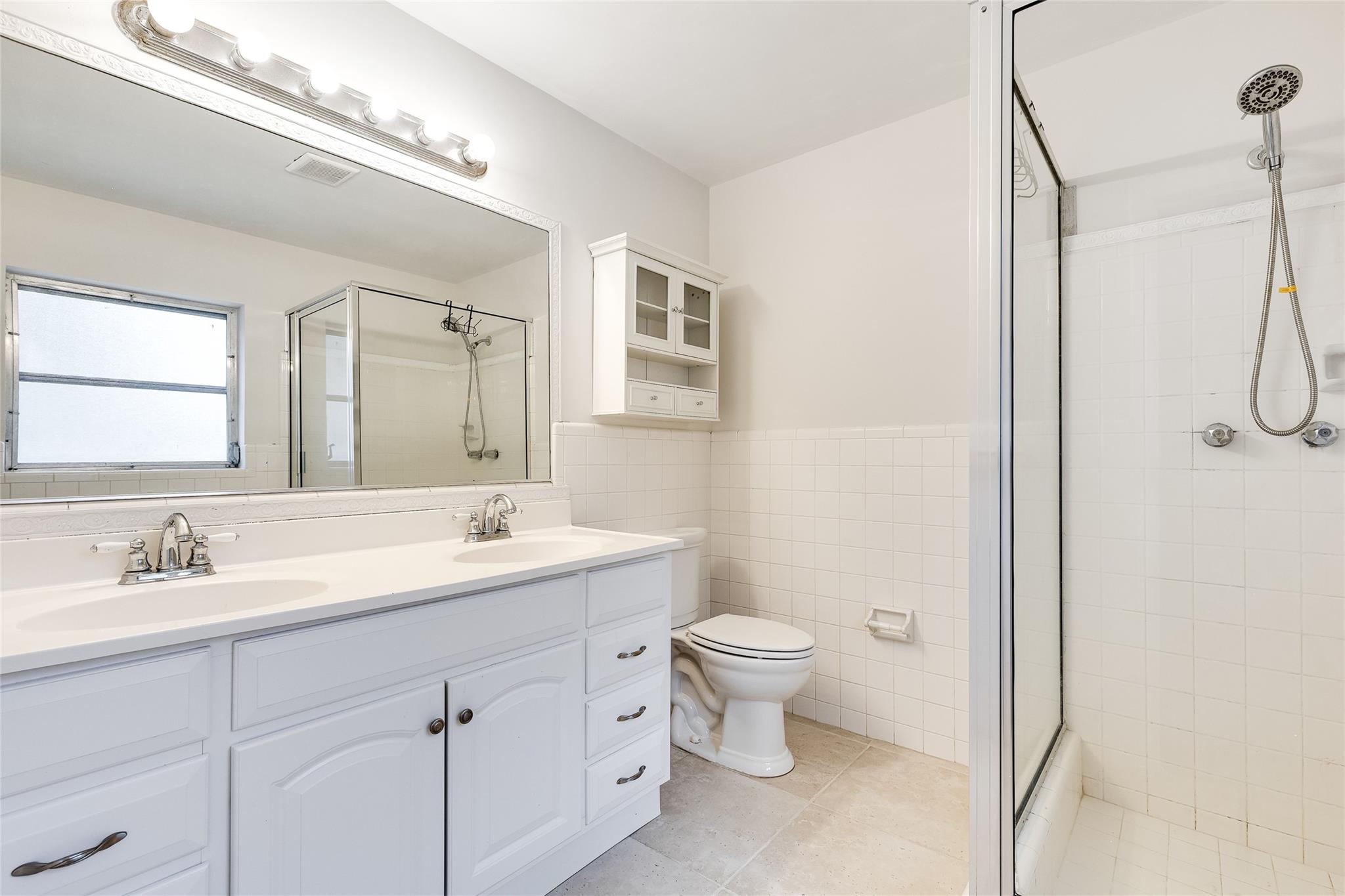 Lake Placid 35-23 B - Residential Lease