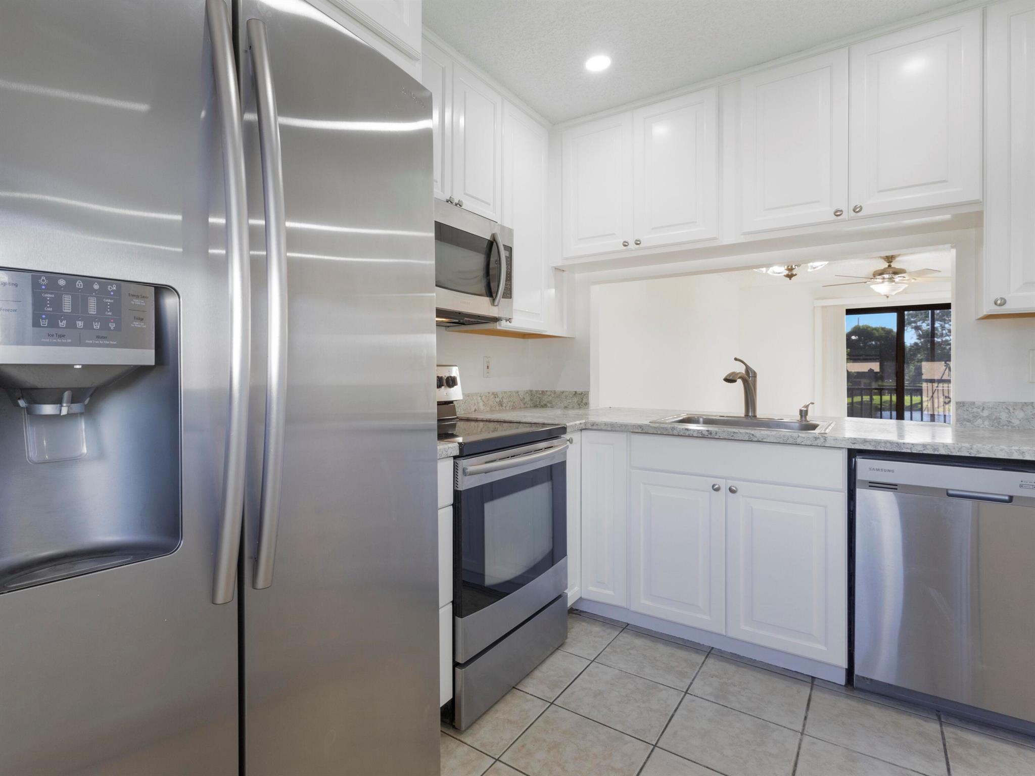 Pine Lake Condominium - Residential