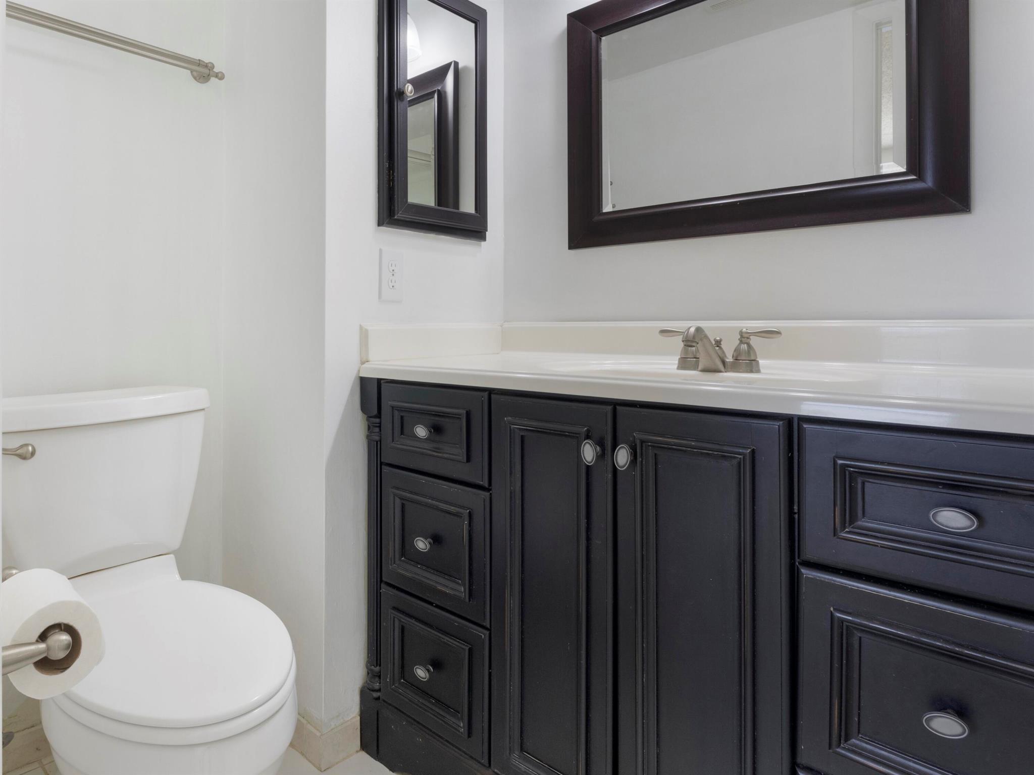 Pine Lake Condominium - Residential