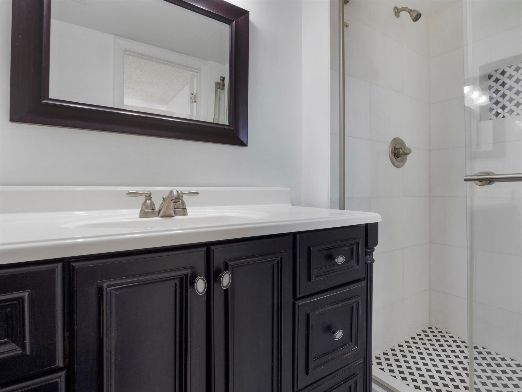 Pine Lake Condominium - Residential