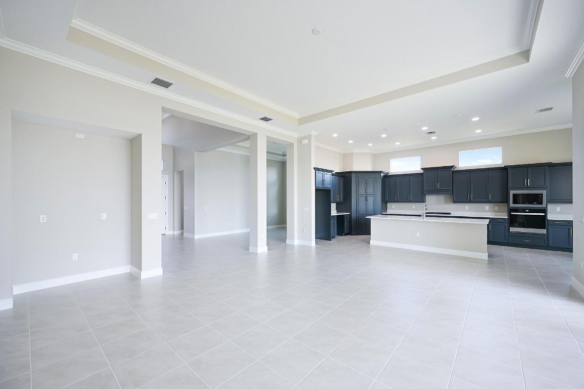 WOODLANDS OF WESTLAKE - Residential