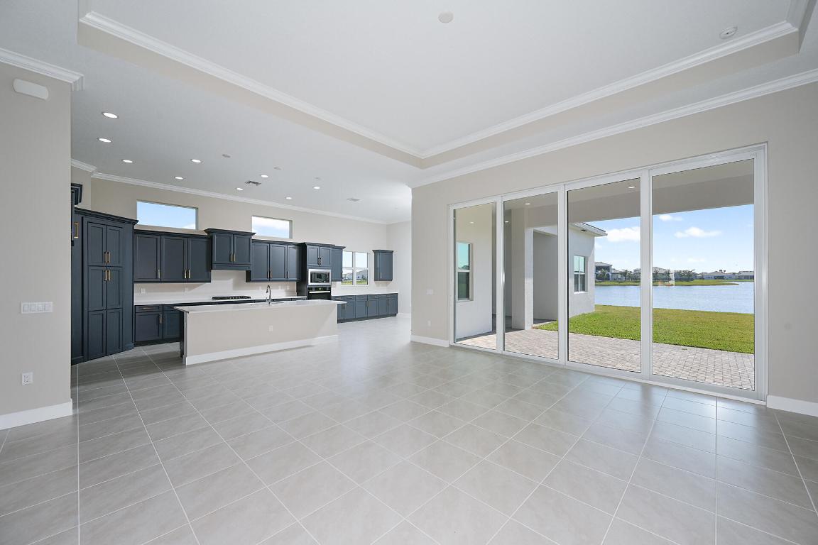 WOODLANDS OF WESTLAKE - Residential