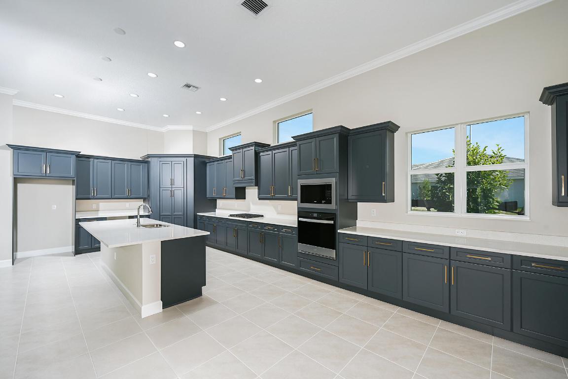 WOODLANDS OF WESTLAKE - Residential