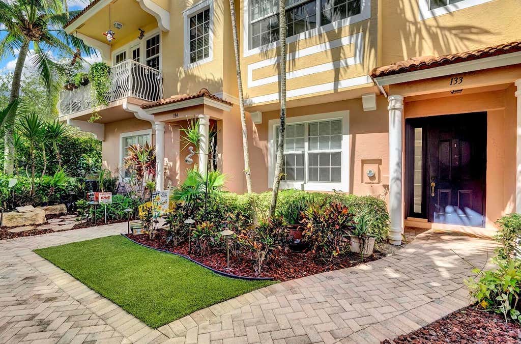Photo of 133 Harbors Way, Boynton Beach, FL 33435 (MLS # B26054170)
