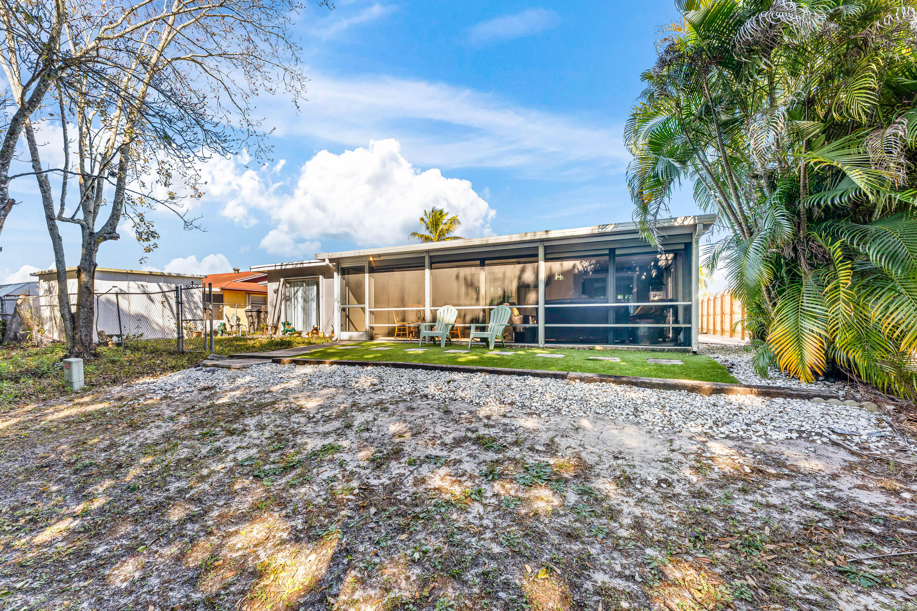 KING ARTHUR ESTATES - Residential