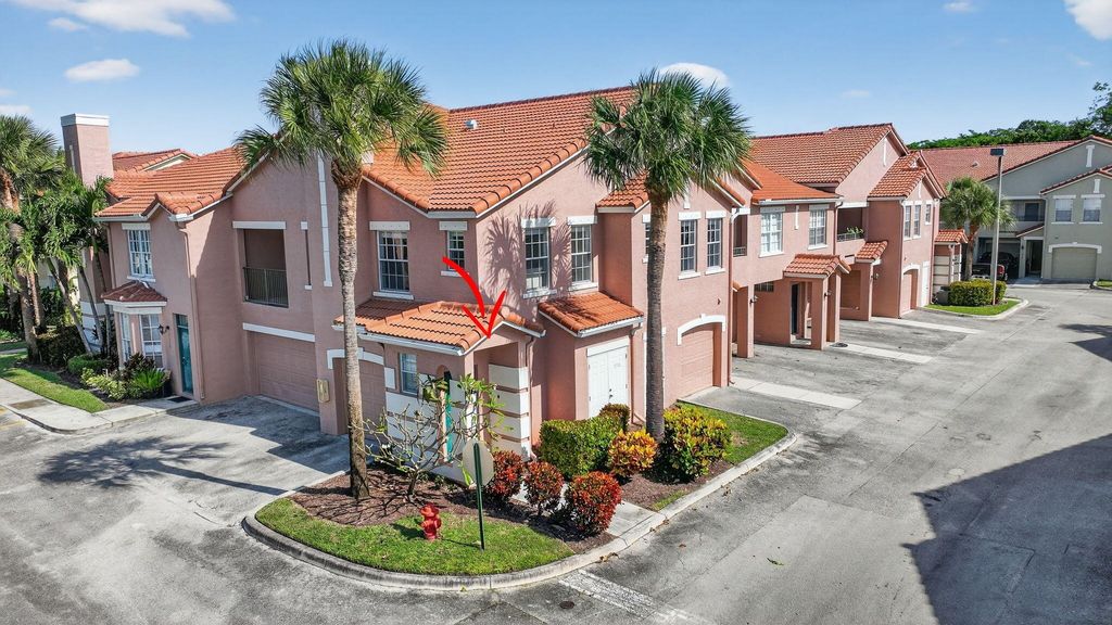 Photo of 1301 Belmont Place, Boynton Beach, FL 33436 (MLS # R11140692)