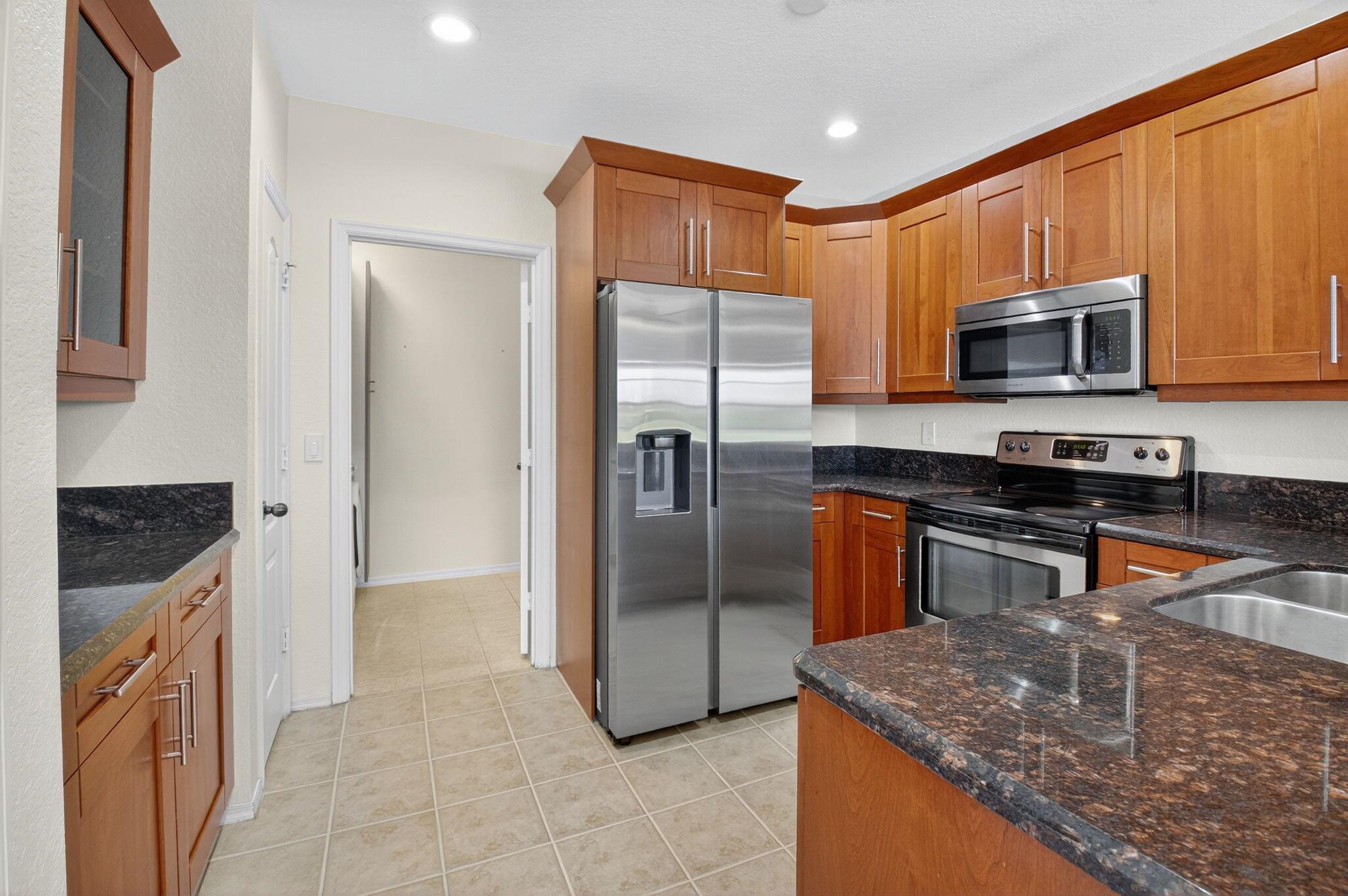 RESIDENCES OF BELMONT AT - Residential Lease