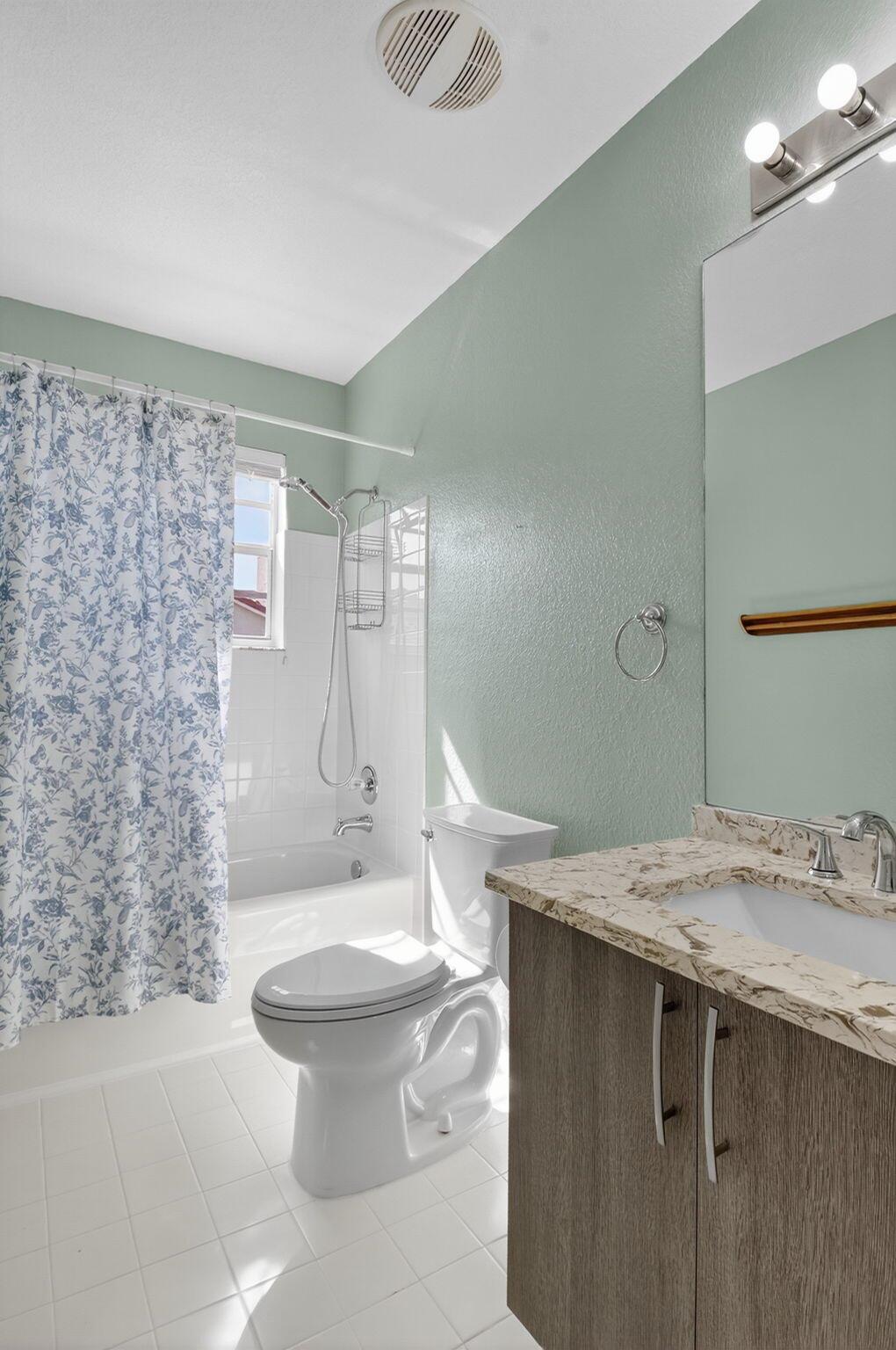 RESIDENCES OF BELMONT AT - Residential Lease