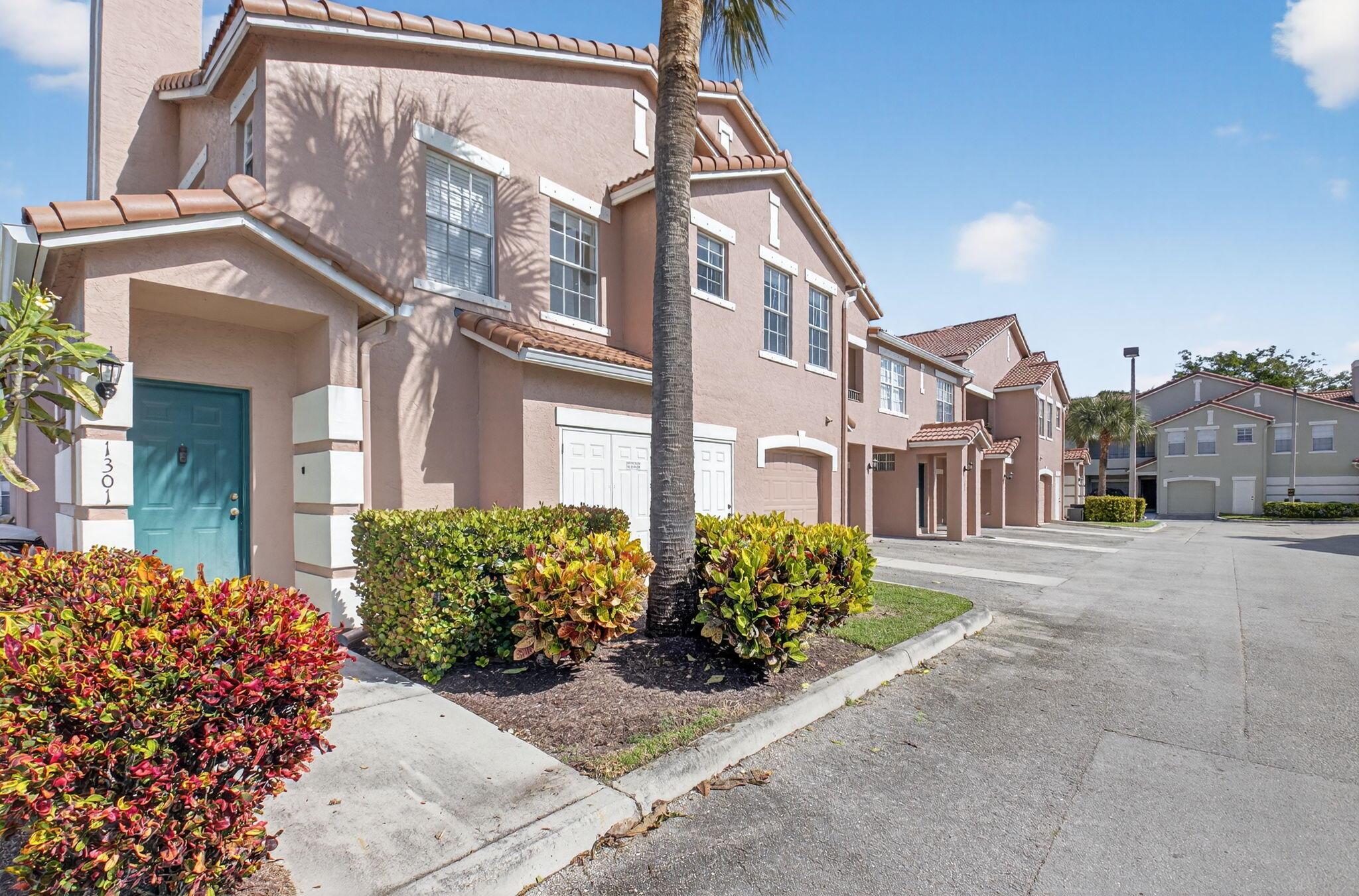 RESIDENCES OF BELMONT AT - Residential Lease