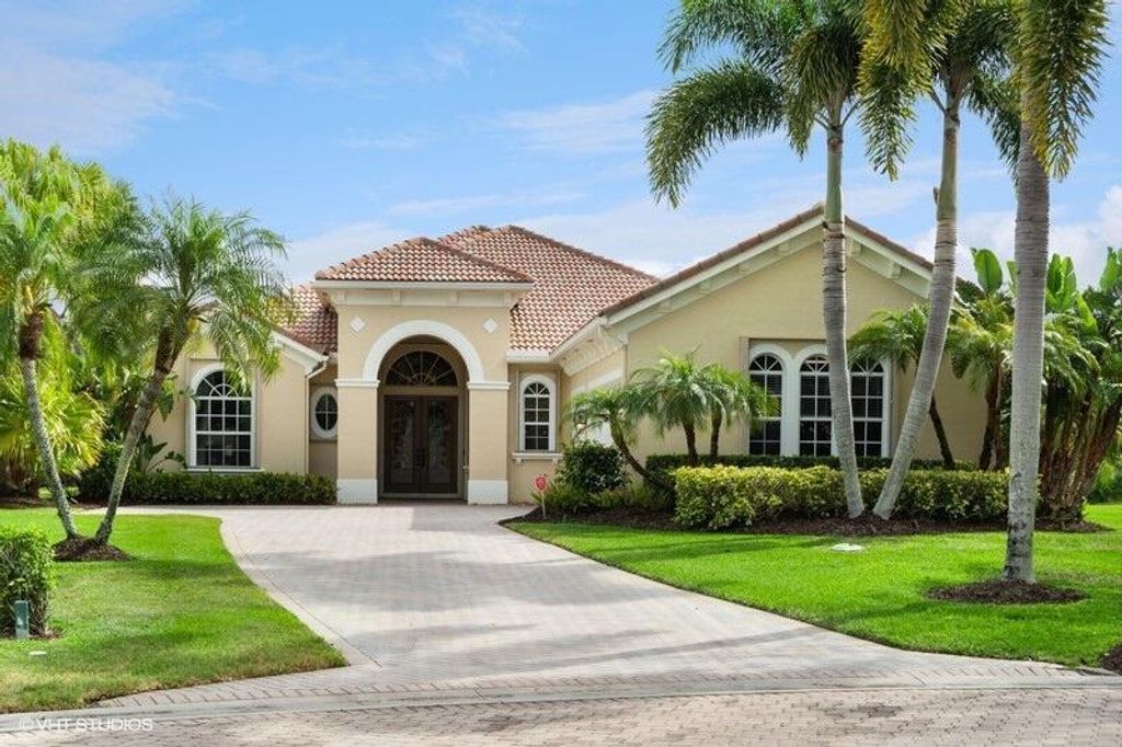 Photo of 9624 Crooked Stick Lane, Port Saint Lucie, FL 34986 (MLS # R10948731)