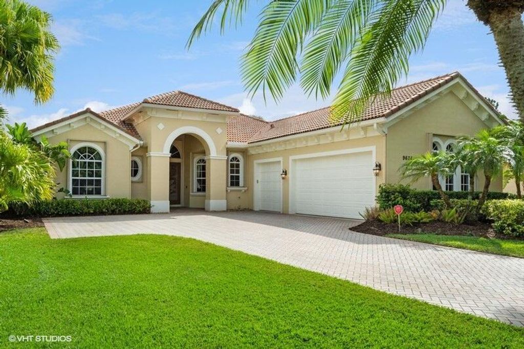 Photo of 9624 Crooked Stick Lane, Port Saint Lucie, FL 34986 (MLS # R10948731)
