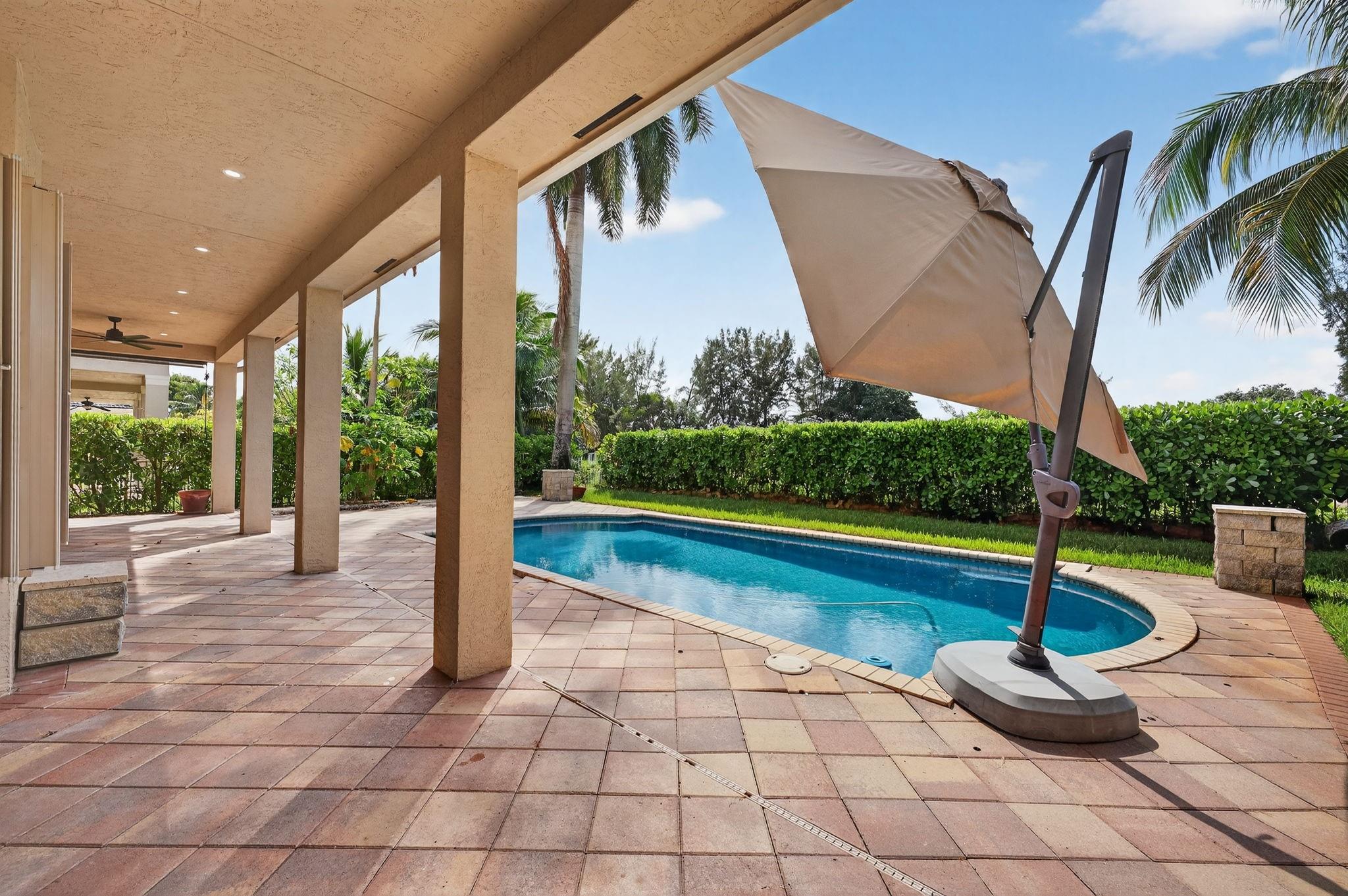 Sunset Lakes - Residential